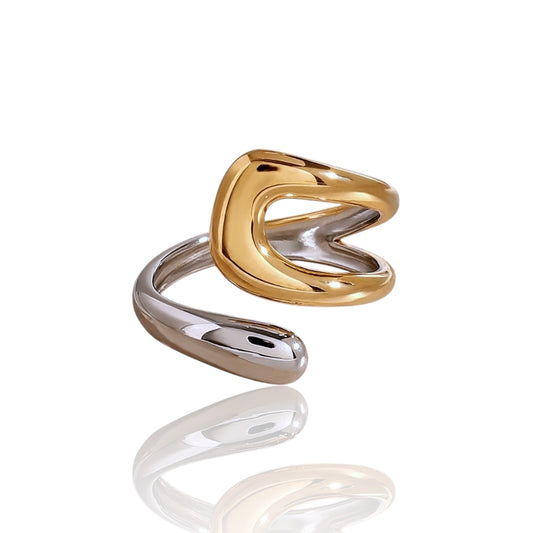 Elegant Sculptural Two-Tone Ring