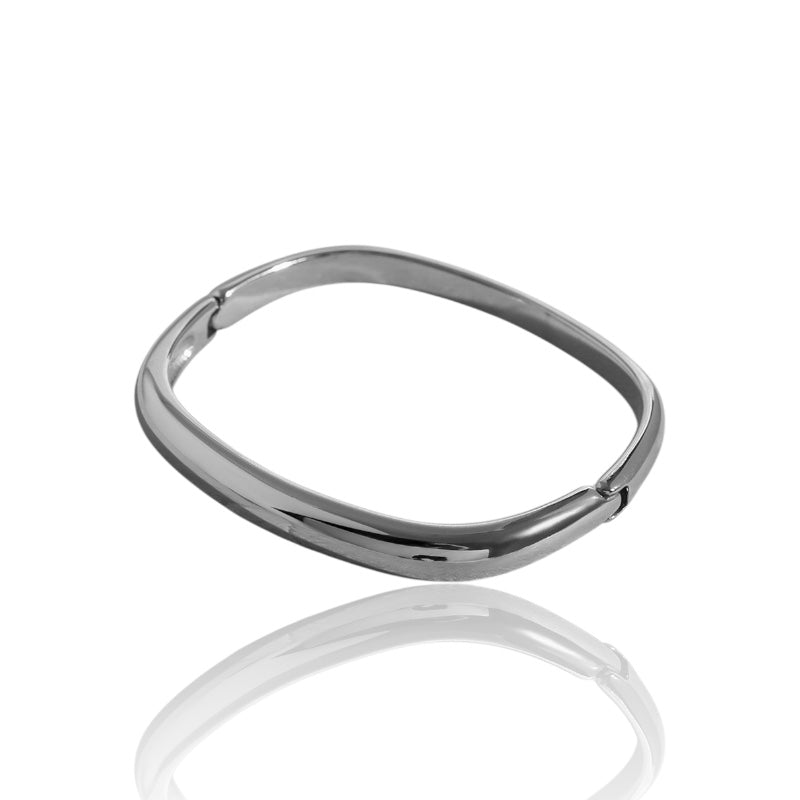 Modern Wave Bangle