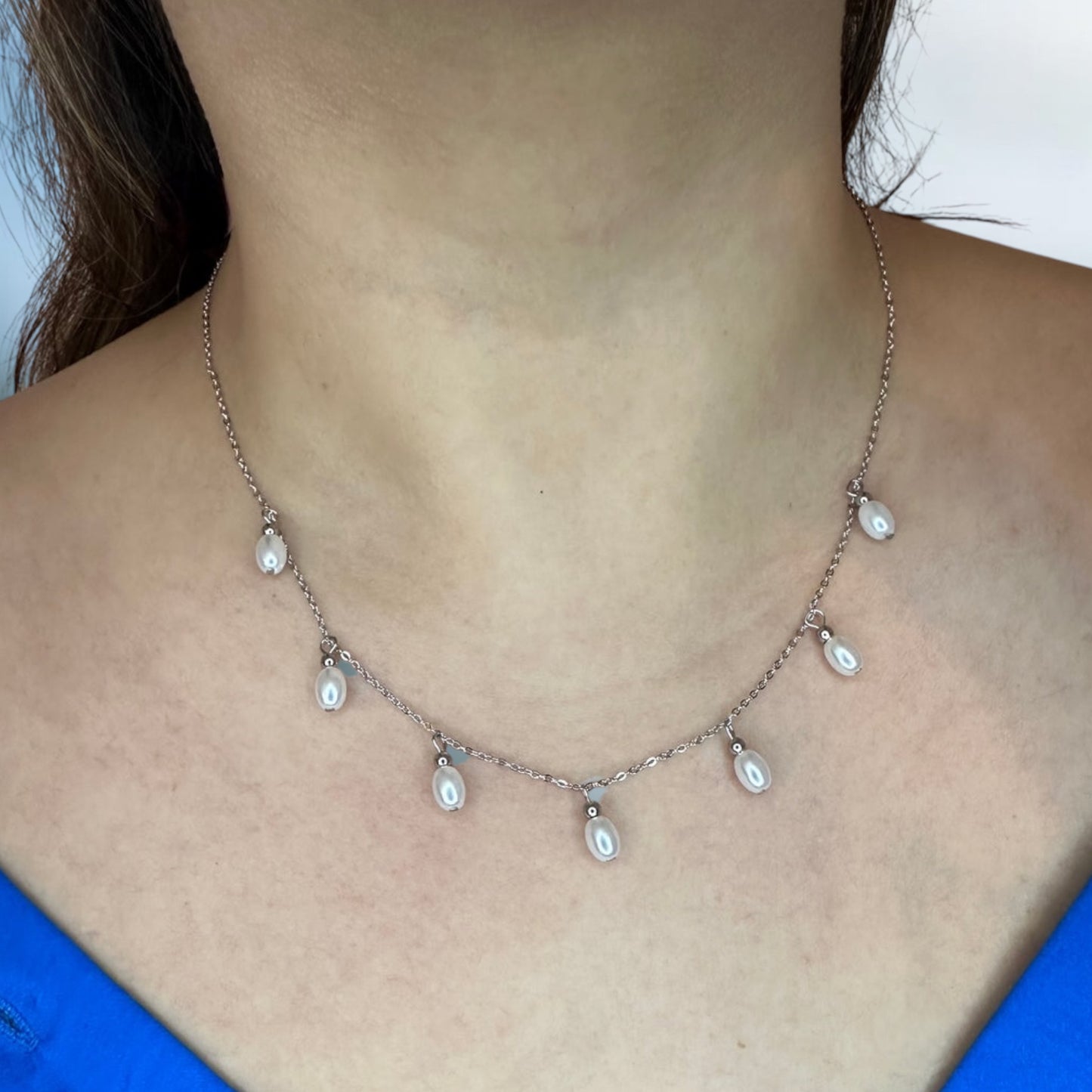 Delicate Pearl Drop Necklace
